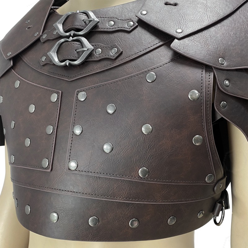 Medieval Studded Shoulder Ches - Cosplay Prop recension och pris
